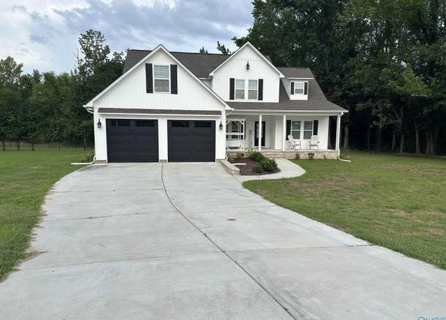 Property at 156 Martin Rd, Boaz, AL 35957, 4 beds, 2.5 baths