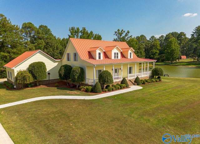 Property at 4482 County Road 327, Trinity, AL 35673, 3 beds, 4.5 baths