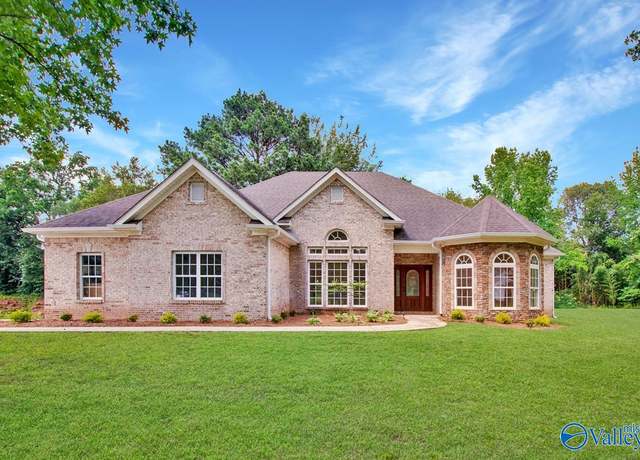 Property at 241 Mercury Ln, Madison, AL 35757, 4 beds, 3 baths