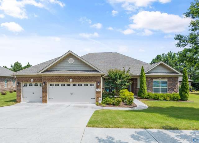 Property at 7523 Hadleigh Crst, Owens Cross Roads, AL 35763, 4 beds, 2.5 baths