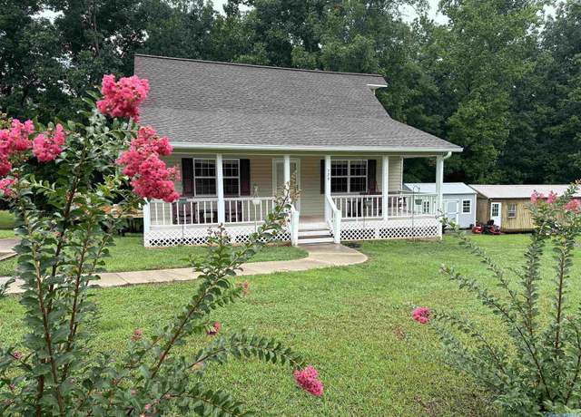 Property at 529 Bright Dr, Blountsville, AL 35031, 3 beds, 2.5 baths
