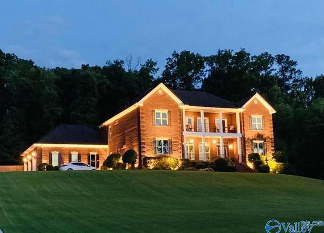 Property at 2745 Red Bank Rd, Decatur, AL 35603, 7 beds, 5.5 baths