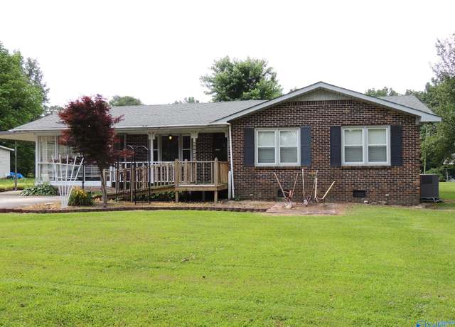Property at 26468 Childrens Ln, Athens, AL 35613, 4 beds, 3 baths