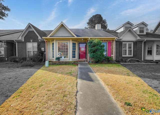 Property at 445 Springview St SW, Decatur, AL 35601, 2 beds, 2 baths