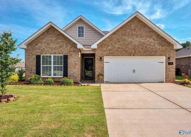 Property at 135 Amelia Dr, Harvest, AL 35749, 3 beds, 2 baths