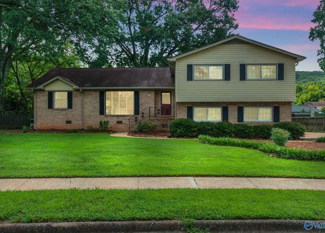 Property at 7903 Double Tree Dr, Huntsville, AL 35802, 4 beds, 3 baths