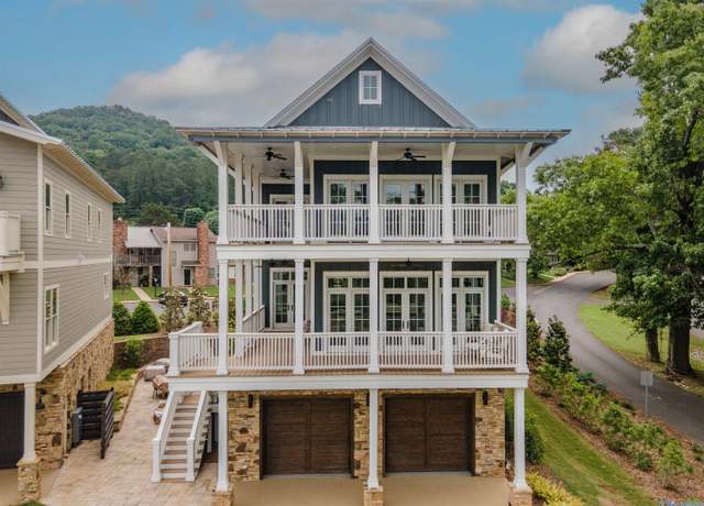 Property at 105 Annabelle Ct, Guntersville, AL 35976, 4 beds, 4.5 baths