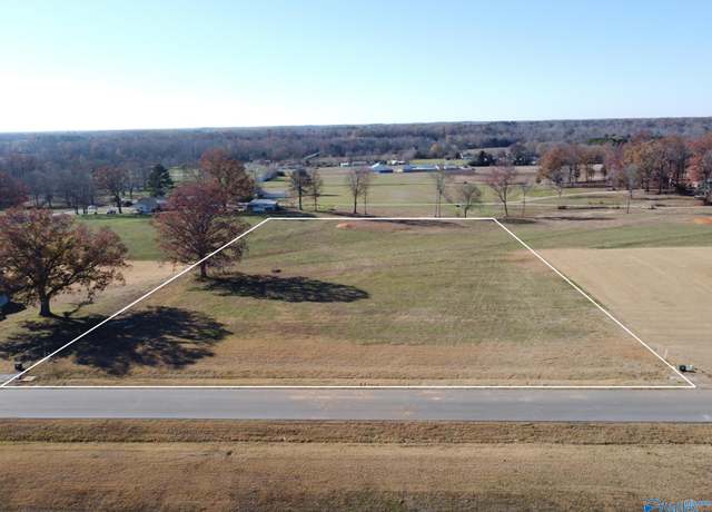 Property at 106 Sydney School Way, Hazel Green, AL 35750