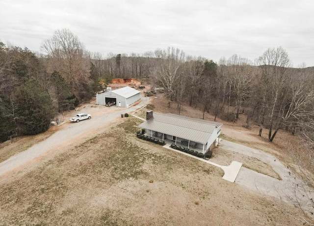 Property at 1140 County Road 141, Town Creek, AL 35672, 4 beds, 3 baths