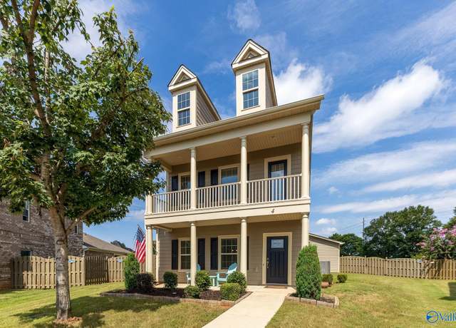 Property at 4 Silky Oak Cir SW, Huntsville, AL 35824, 3 beds, 2.5 baths