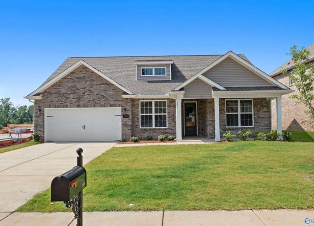 Property at 3109 Lisa Ln SE, Decatur, AL 35603, 4 beds, 3.5 baths