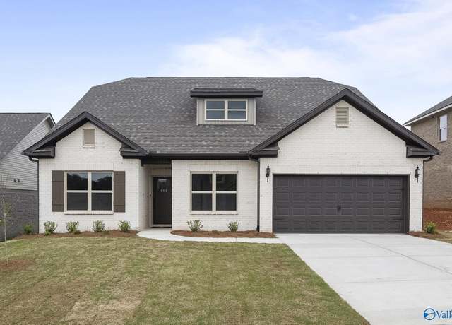 Property at 181 Pennington Ave, Huntsville, AL 35811, 4 beds, 2.5 baths