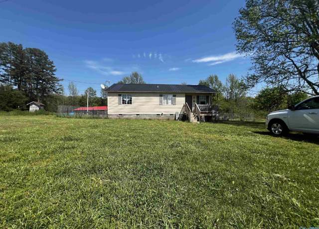 Property at 2134 County Road 137, Stevenson, AL 35772, 3 beds, 2 baths