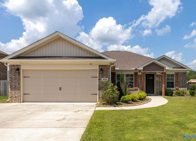 Property at 109 Wyatt Cir, Owens Cross Roads, AL 35763, 3 beds, 2 baths