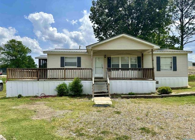 Property at 110 County Road 555, Centre, AL 35960, 3 beds, 2 baths