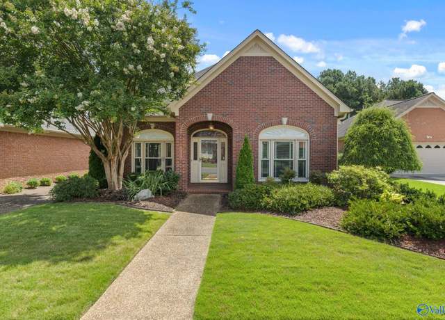 Property at 3710 Brazos Ct SW, Decatur, AL 35603, 3 beds, 2 baths