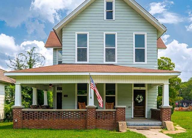 Property at 718 5th Ave SE, Decatur, AL 35601, 4 beds, 3 baths