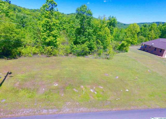 Property at 36 Tara Dr, Guntersville, AL 35976