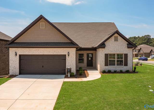 Property at Raleigh Pennington Ave, Huntsville, AL 35811, 3 beds, 2 baths