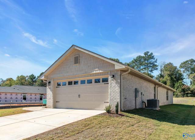 Property at 15343 Lapwing Cv, Athens, AL 35611, 3 beds, 2 baths