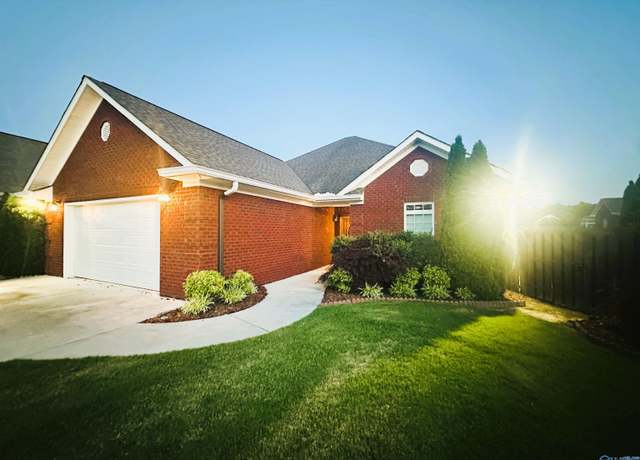 Property at 104 Canterbury Cir, Arab, AL 35016, 2 beds, 2 baths