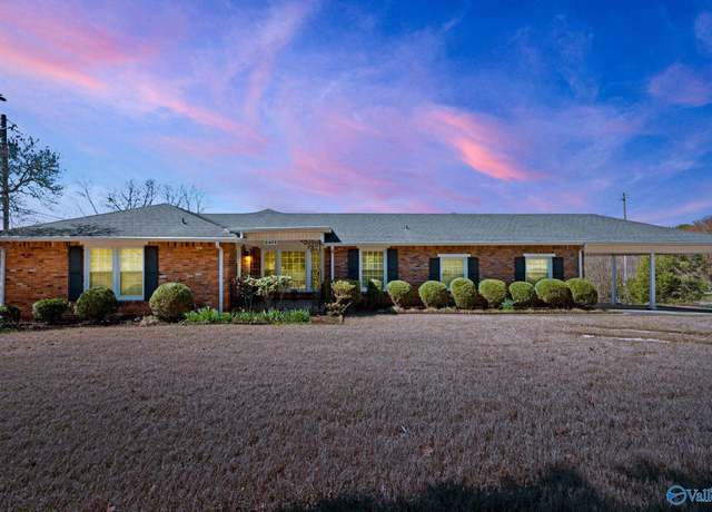 Property at 6404 SW Whitesburg Dr, Huntsville, AL 35802, 3 beds, 2 baths