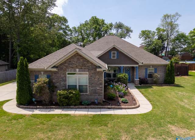 Property at 123 Carlton Cash Dr, Hazel Green, AL 35750, 3 beds, 2 baths