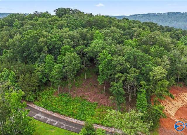 Property at 106 Monte Sano Dr, Scottsboro, AL 35769