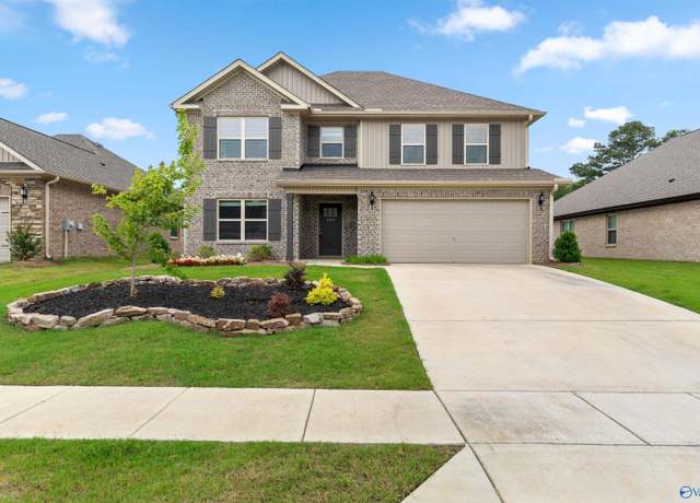Property at 103 Gander Cir, Owens Cross Roads, AL 35763, 4 beds, 2.5 baths