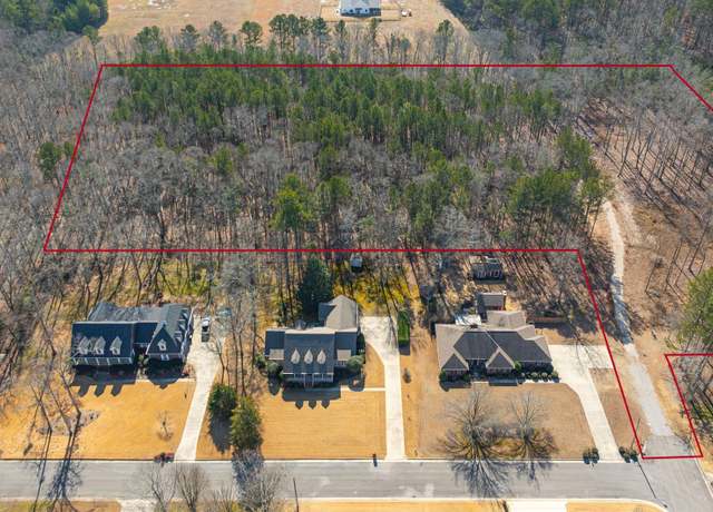 Property at 2050 Heritage Ln SW, Hartselle, AL 35640
