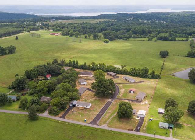 Property at 172 Epic Way, Grant, AL 35747, 4 beds, 2 baths