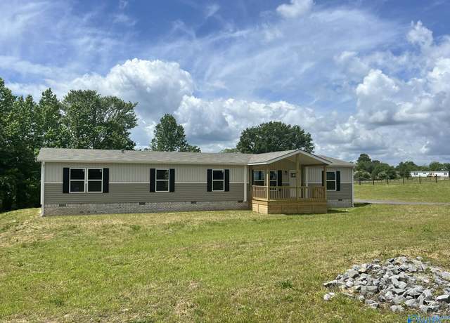 Property at 172 Epic Way, Grant, AL 35747, 4 beds, 2 baths