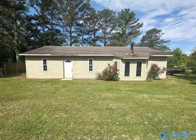 Property at 226 Sherbrook Dr, Laceys Spring, AL 35754, 2 beds, 1 bath