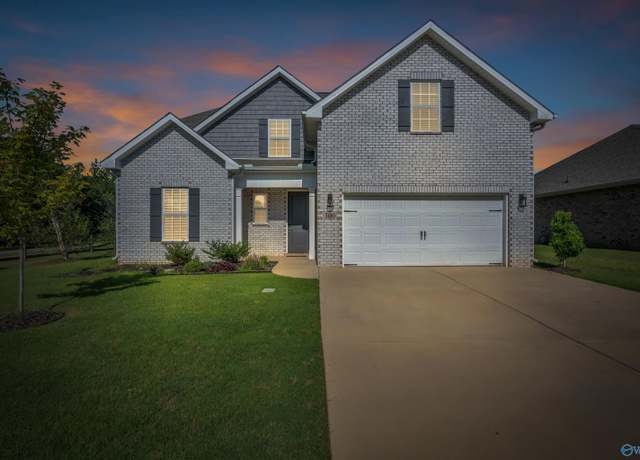 Property at 300 Kendall Downs Blvd, Toney, AL 35773, 5 beds, 3.5 baths