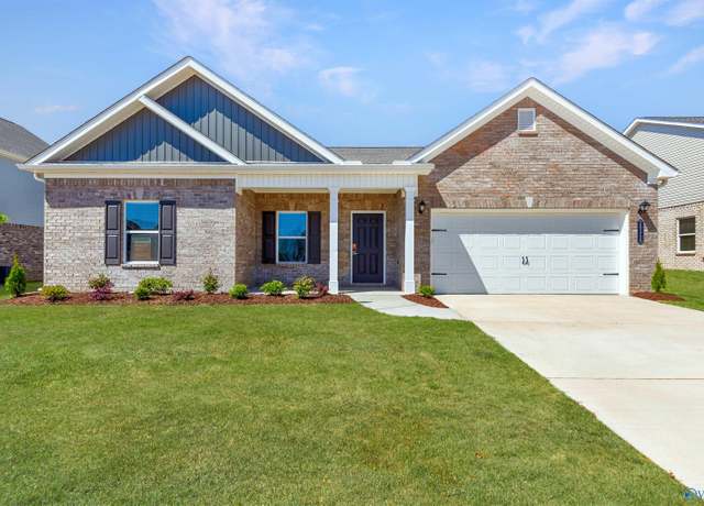 Property at 20579 Brook Valley Dr, Athens, AL 35611, 3 beds, 2 baths