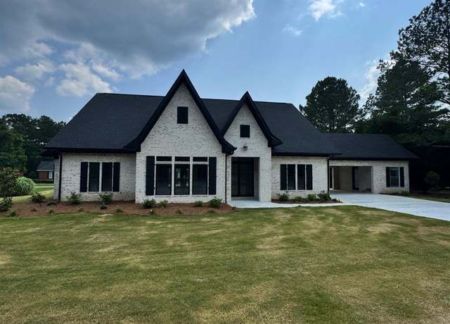 Property at 4829 Whorton Bend Rd, Gadsden, AL 35901, 4 beds, 2.5 baths