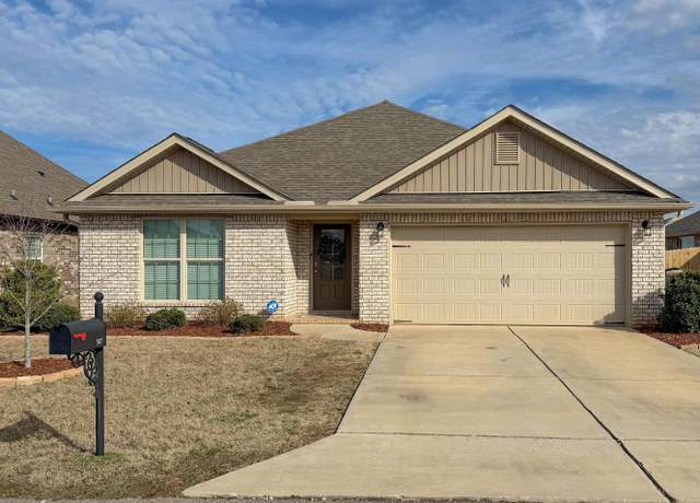 Property at 347 Mccollum Rd, Meridianville, AL 35759, 4 beds, 3 baths