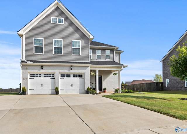 Property at 24432 Beacon Cir, Athens, AL 35613, 4 beds, 2.5 baths