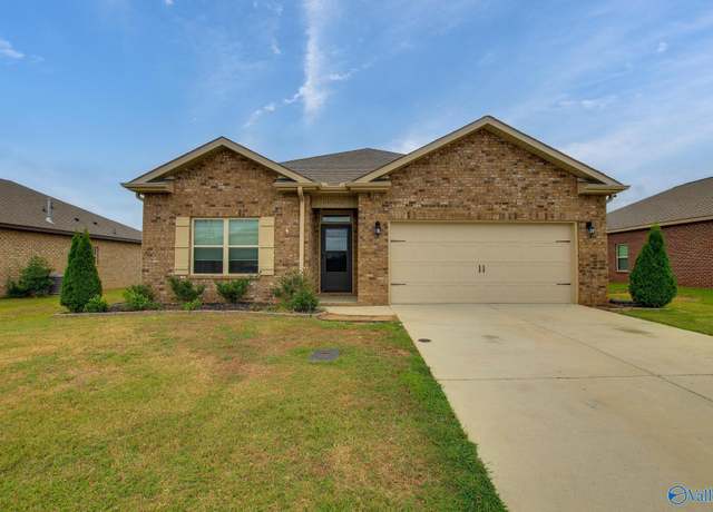 Property at 14566 London Ln, Athens, AL 35613, 4 beds, 2 baths