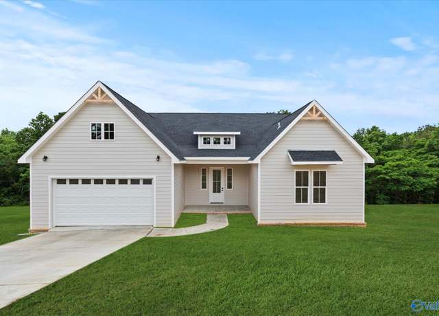 Property at 257 Tara Rd, Guntersville, AL 35976, 3 beds, 2 baths