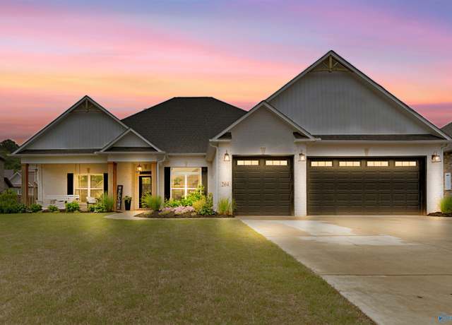 Property at 204 Somerscape Dr, Huntsville, AL 35811, 4 beds, 4 baths