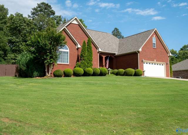 Property at 169 Kaylee Loop Rd, Hartselle, AL 35640, 3 beds, 2 baths