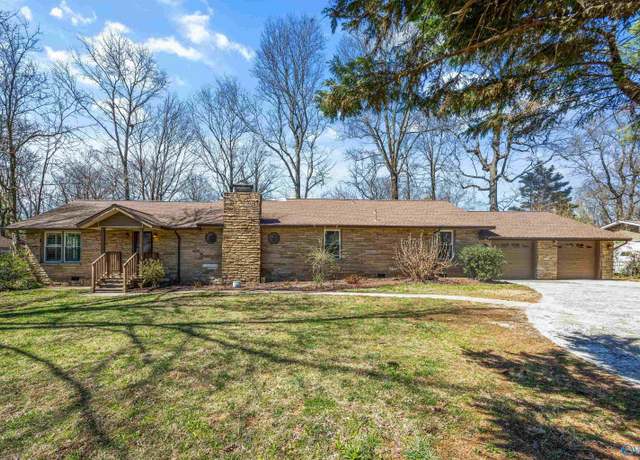 Property at 1718 Monte Sano Blvd, Huntsville, AL 35801, 5 beds, 3 baths