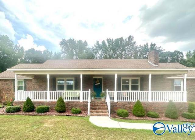 Property at 538 Pleasant Hill Rd, Decatur, AL 35603, 4 beds, 3 baths