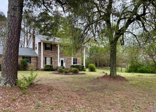 Property at 229 Spring Road South East, Arab, AL 35016, 4 beds, 2.5 baths