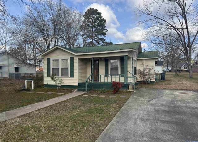 Property at 209 Lay Ave, Glencoe, AL 35905, 2 beds, 1 bath