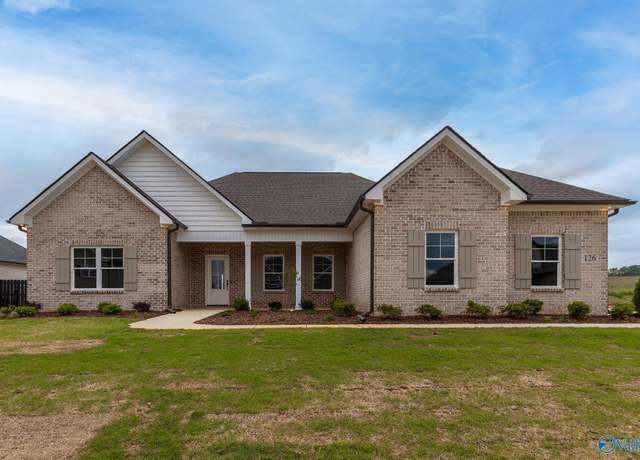 Property at 126 Brier View Dr, Meridianville, AL 35759, 4 beds, 3.5 baths