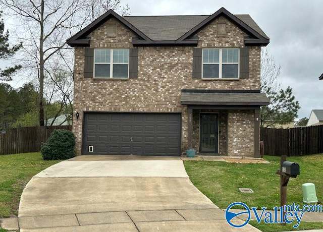 Property at 138 Winstead Cir, Owens Cross Roads, AL 35763, 3 beds, 2.5 baths