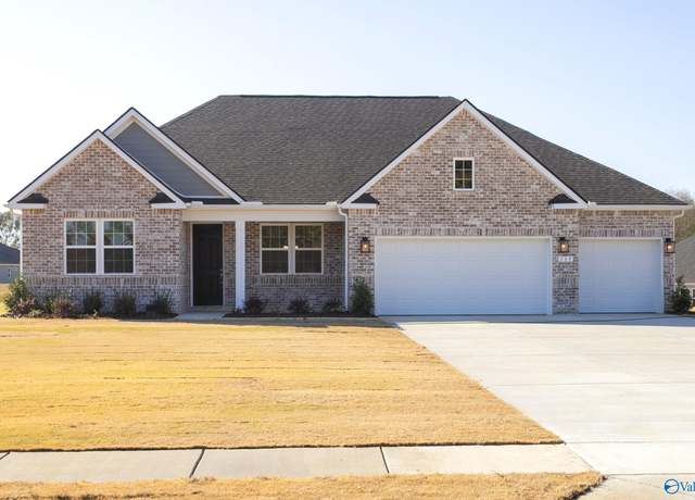 Property at 139 Jude Ln, Hazel Green, AL 35750, 3 beds, 2.5 baths