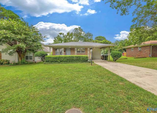 Property at 1825 College St SE, Decatur, AL 35601, 3 beds, 1 bath
